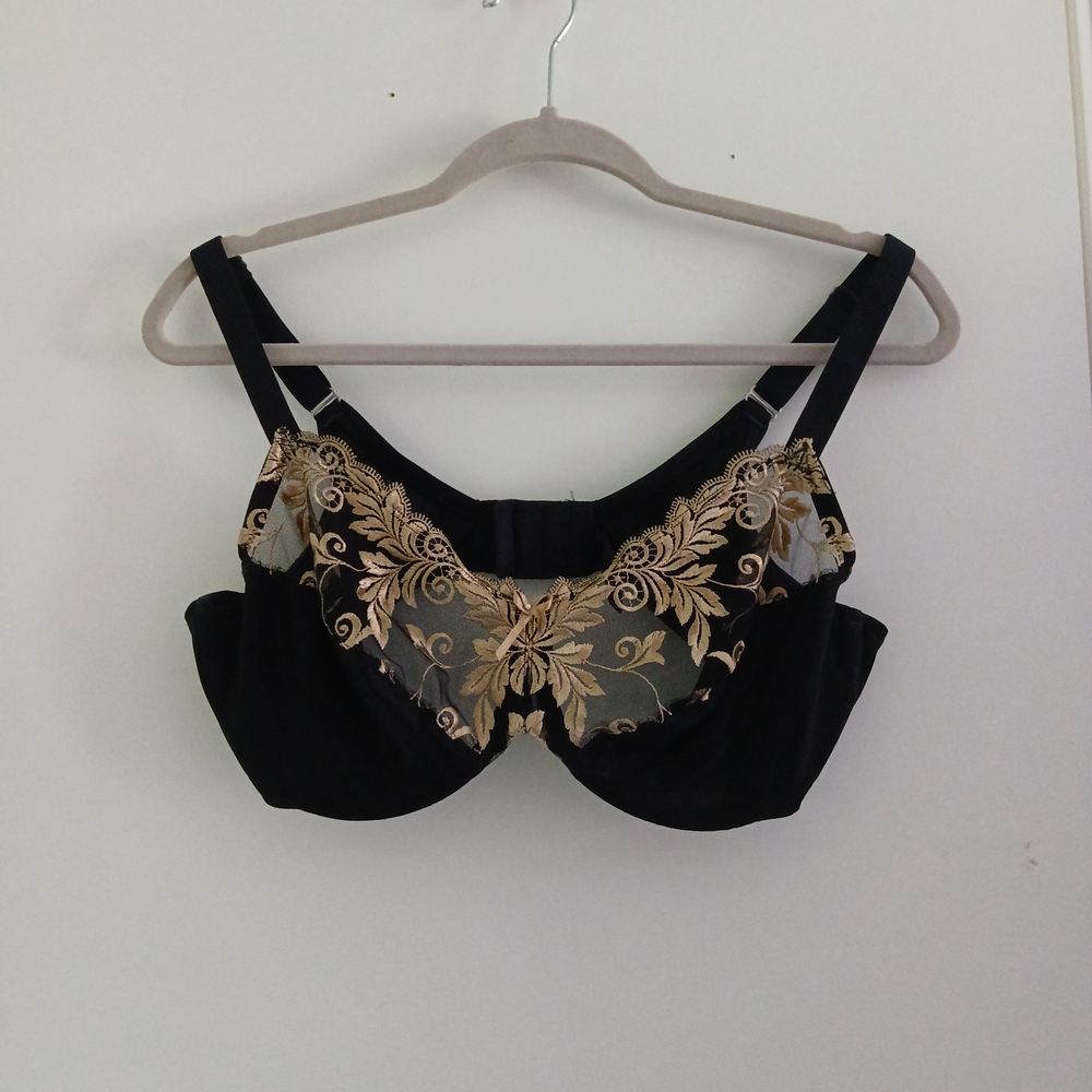 Soma Black and Gold Lace Bra with Underwire